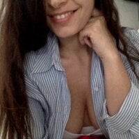 alixdlxx naked strip on webcam for live sex chat