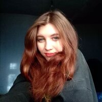 Valeria_Christa's Offline Chat Room