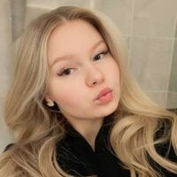 TorieDeeb webcam model