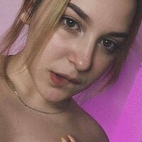 ViktoriaStonn's Offline Chat Room