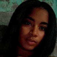 Victoria_Silverr webcam model