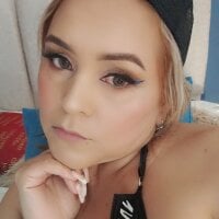 ZoeEmerson Cam Model Profile | Stripchat