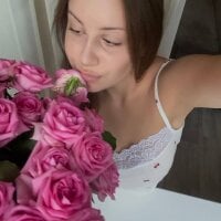 TracyCrawford webcam model