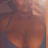 blackestwidow's Offline Chat Room