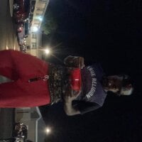 Dick_In_Deep813n Offline chat-huone