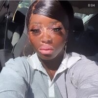 pinky_thee_barb's Offline Chat Room