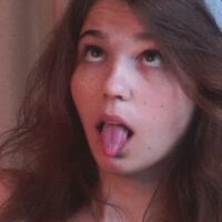 SaraiPetty webcam