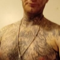 tatooxxx's Offline Chat Room