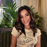 -_MiaQueen_- cam thumbnail