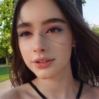 AlisonA13 offline chatrum