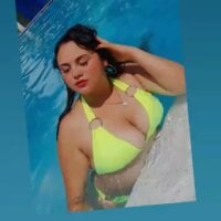 Michellmo webcam model