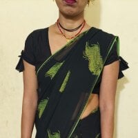 Shivani-Gupta webcam model