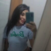 sophie_sweet19 webcam model