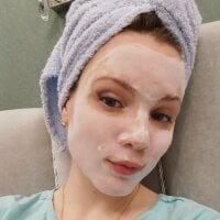 AngelaWhiti webcam model