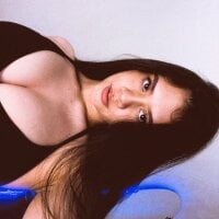 alhaana_ webcam model