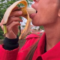 lola_sky@xh webcam model