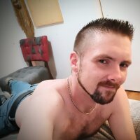 CamCub1030's Offline Chat Room