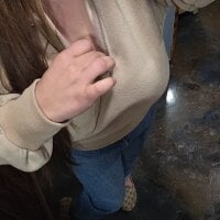 Chaparrita6916's Offline Chat Room