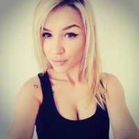 LollySweett's Offline Chat Room