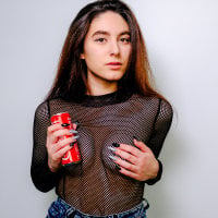 AdelinaPoul's Profile Pic