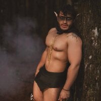 JossAckland webcam model