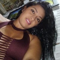 غرفة دردشة ChanelFrancesca دون اتصال