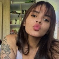 vickvalencia2 webcam model