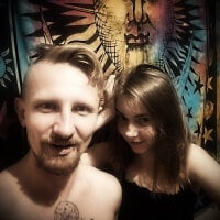 ---TinkleTwinkle---'s Offline Chat Room