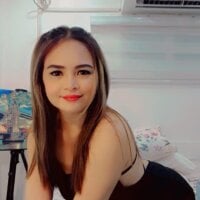 Kisses-13Live Webcam