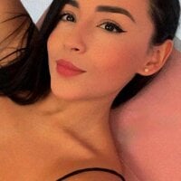 Cyntia_luna webcam model