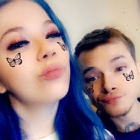 Sharpanthony32's Offline Chat Room