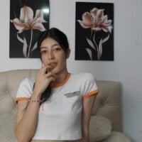 sonia_f00x webcam model