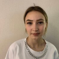 AgnesTate Adlı Modelin Çevrimdışı Sohbet Odası