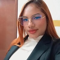 martina_hunt