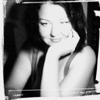 ChristinaXCute's Offline Chat Room