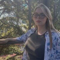 LorettaJons webcam model