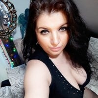 Nayelilove's Avatar Pic