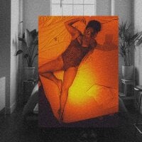 SraMagia7 Adlı Modelin Çevrimdışı Sohbet Odası