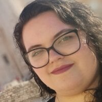 RedWoIf01 webcam model