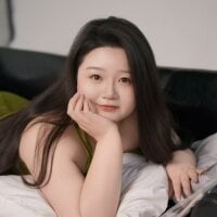 Adelle01 webcam