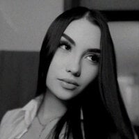 mia_snowgirl webcam