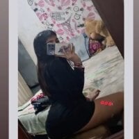 Mia_casttelanos webcam model