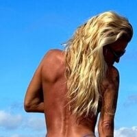 Weloveblue nude stripping on cam for live porn video webcam chat