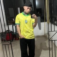 alessandro_wolf webcam model