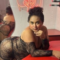 Zara_BBW webcam model