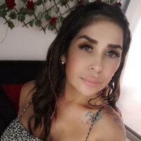 JakelineKitty naked strip on webcam for live sex chat