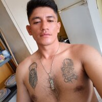 Carlitos69_95 webcam