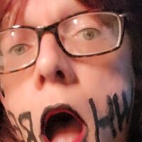 KayleeDoll069's Offline Chat Room