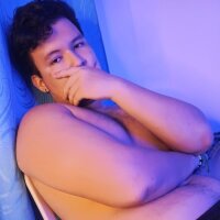 Trevor_the_man25 webcam