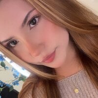 antonelaswete02 webcam model